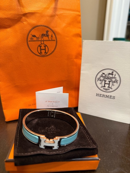 Clic H Bracelet in Lagon and White - Picture 2 of 6